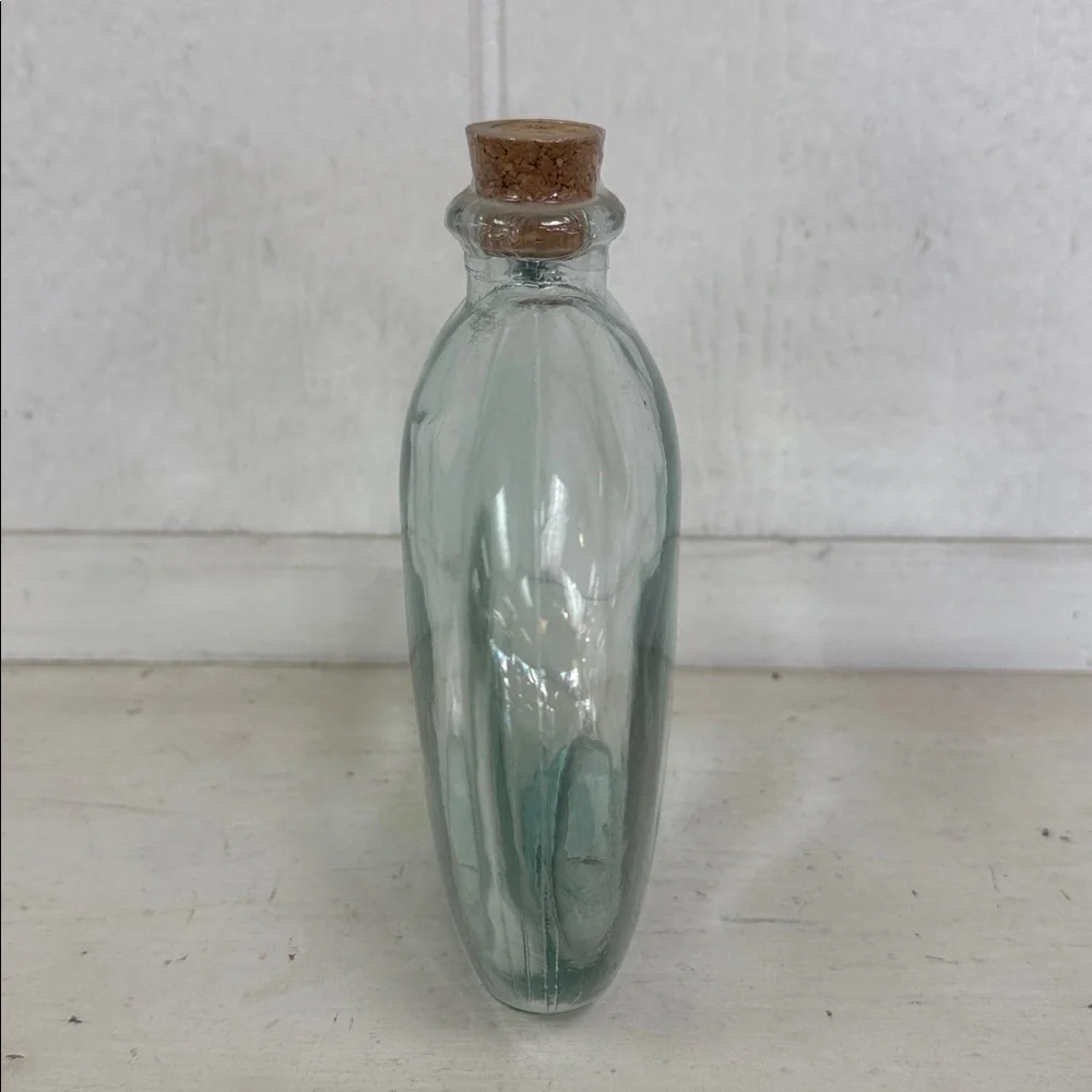 Vintage Pier 1 Clear Green Glass Bulb Vase w/ Cork Stopper Approx 6” Spain